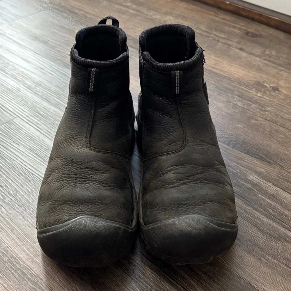 Keen Revel 4 Chelsea Polar Boots Men’s Size 11 Insulated Winter Snow Boots